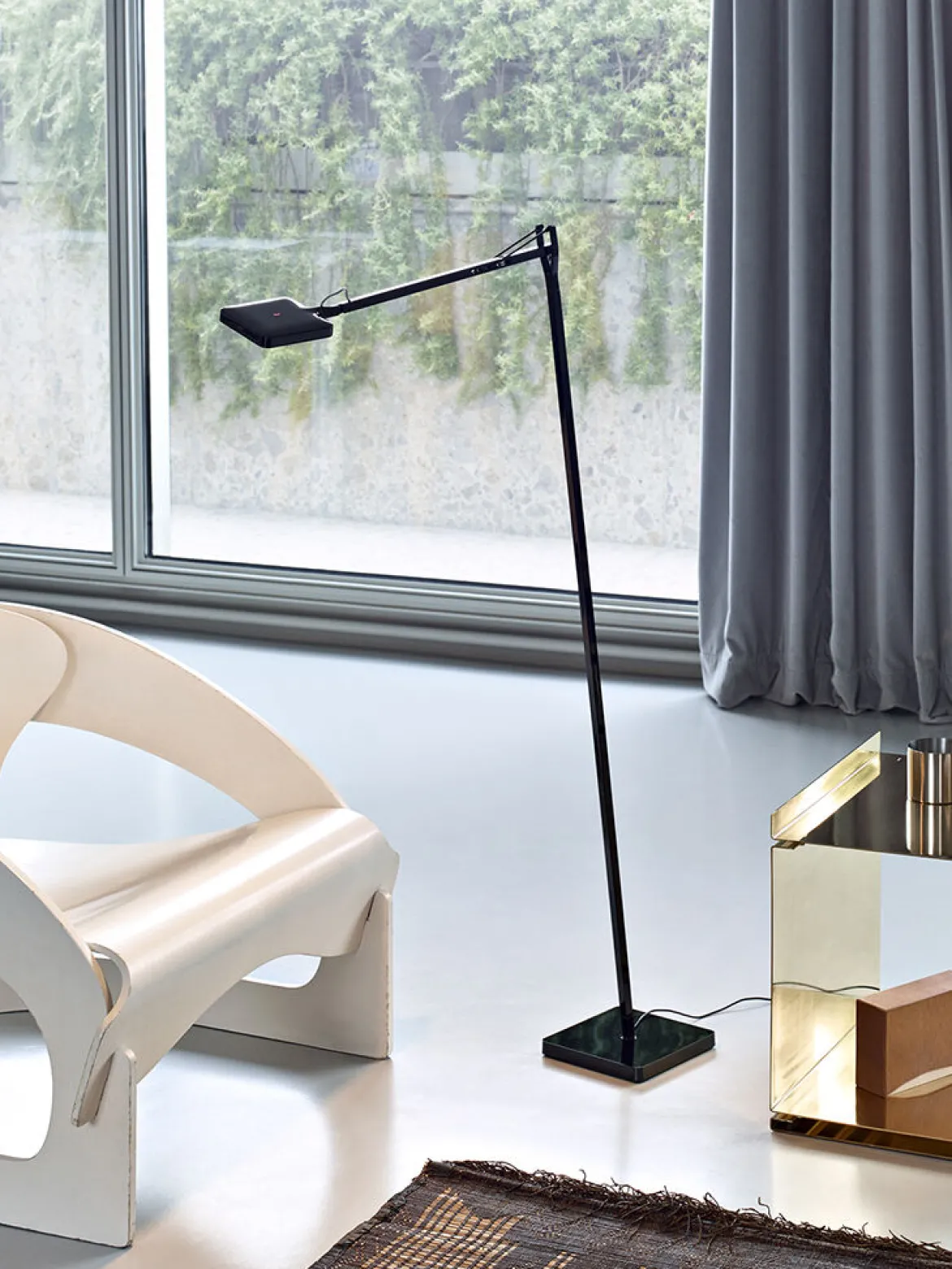 Kelvin Led Floor